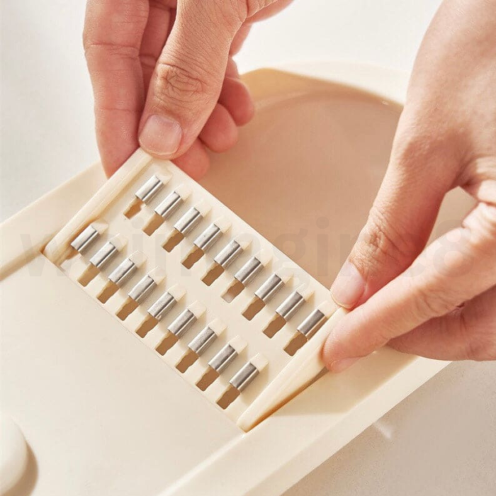 Transparent Vegetable Cutter